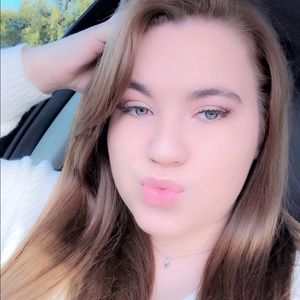 Meet your Posher, Hailey